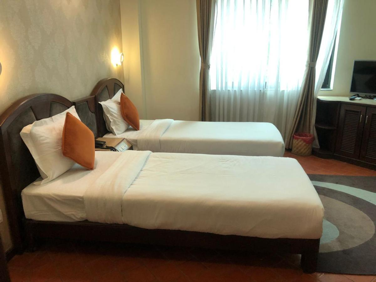 Dahlia Boutique Hotel Pokhara Exteriör bild