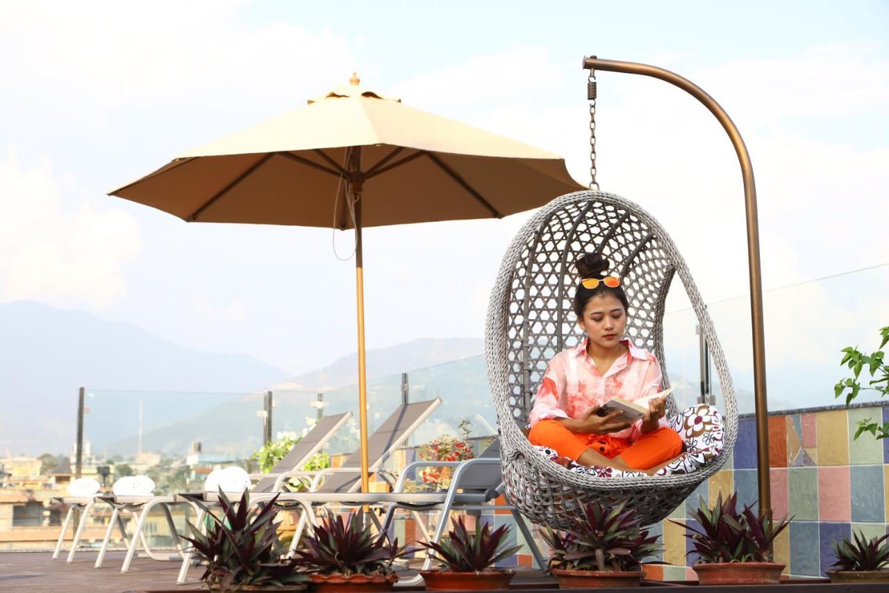 Dahlia Boutique Hotel Pokhara Exteriör bild