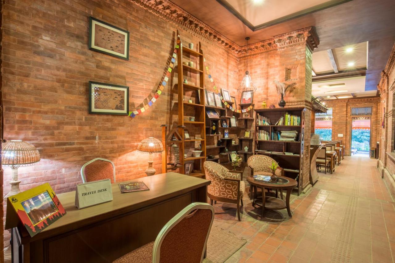 Dahlia Boutique Hotel Pokhara Exteriör bild