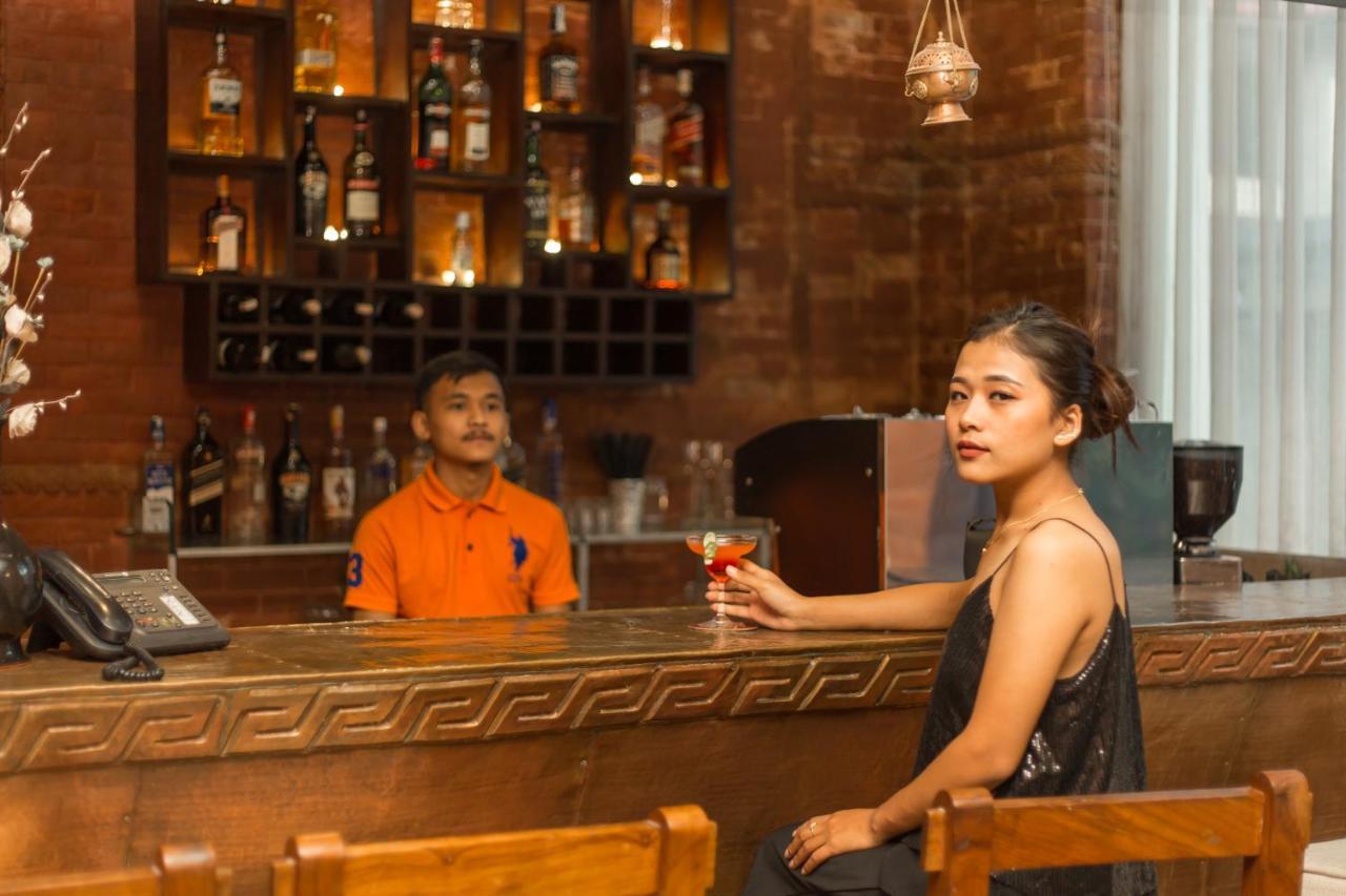Dahlia Boutique Hotel Pokhara Exteriör bild